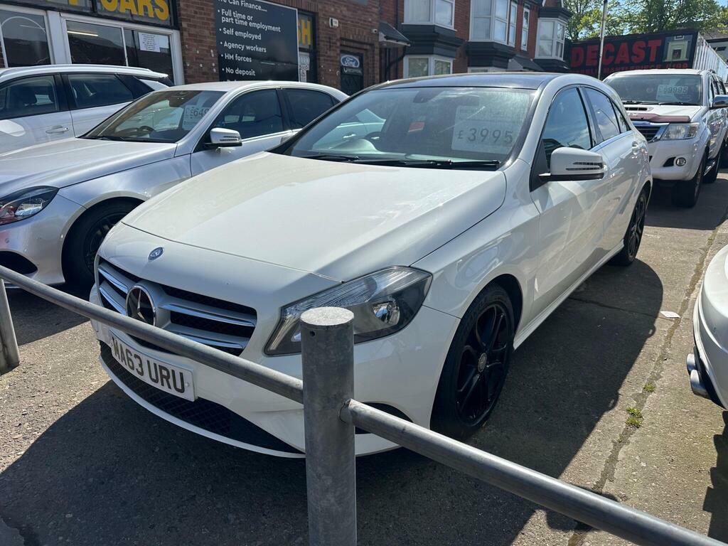 Mercedes-Benz A Class 1.8 A200 Cdi Sport Euro 5 S S MA63URU White #2