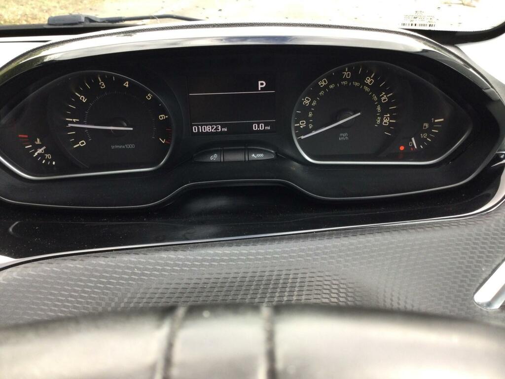 Peugeot 208 1.2 Puretech 110 Gt Line Eat6 White #5