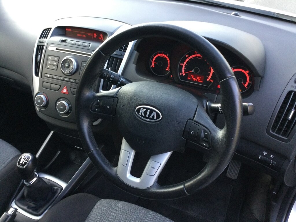 Kia Ceed 1.6 2 LC59HBO Silver #2