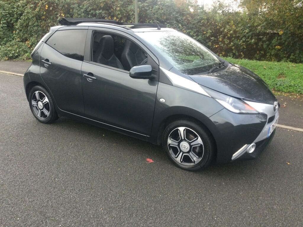 Toyota Aygo 1.0 Vvt-i X-clusiv 2 LY16KPO Grey #3