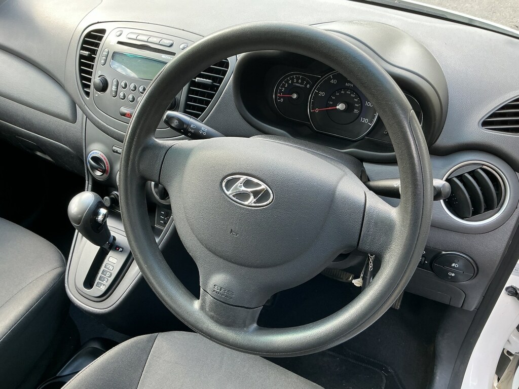 Hyundai I10 1.2 Active YP63KMF White #4