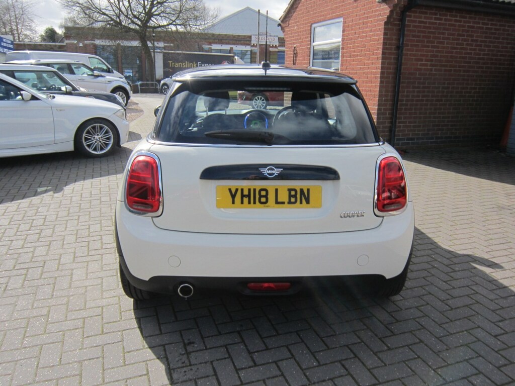 Mini Hatch 1.5 Cooper II YH18LBN White #6