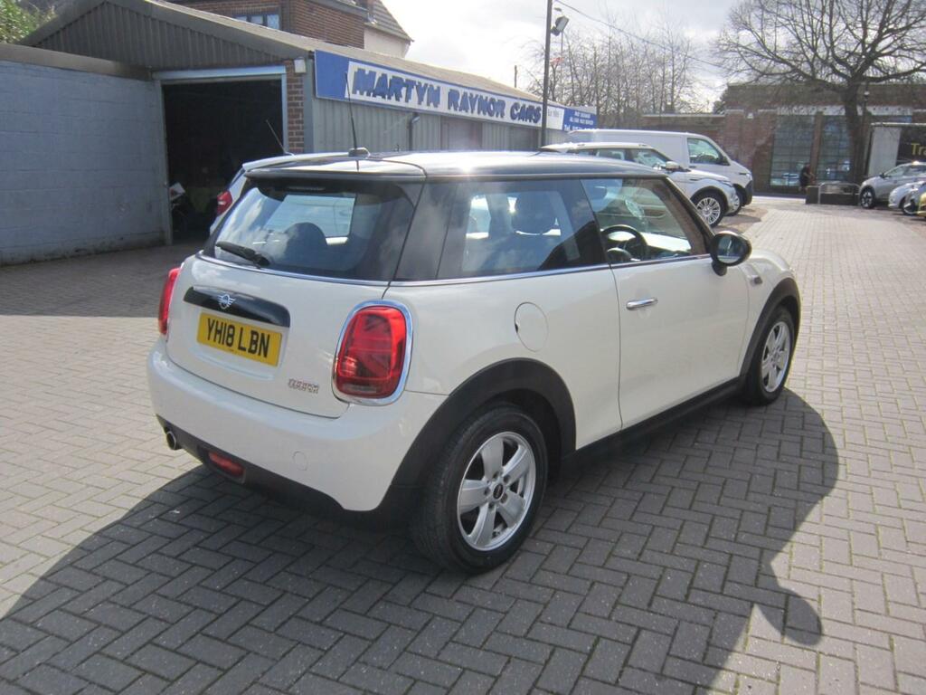 Mini Hatch 1.5 Cooper II YH18LBN White #5