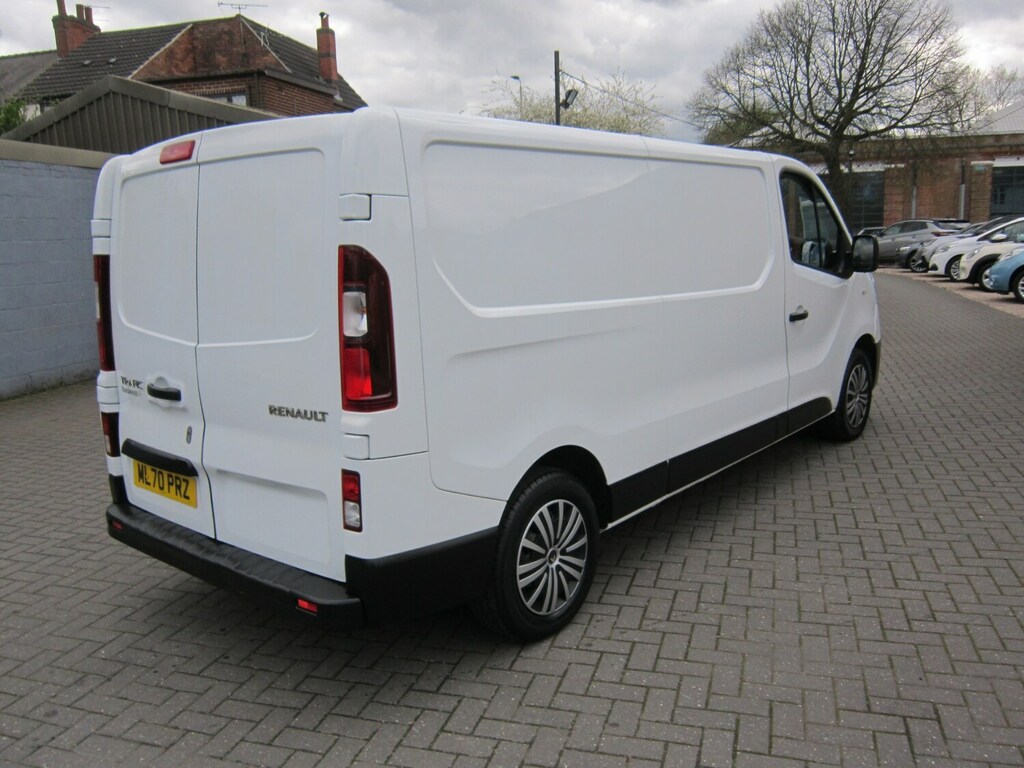 Renault Trafic Ll30 Energy Dci 120 Business Van ML70PRZ White #5