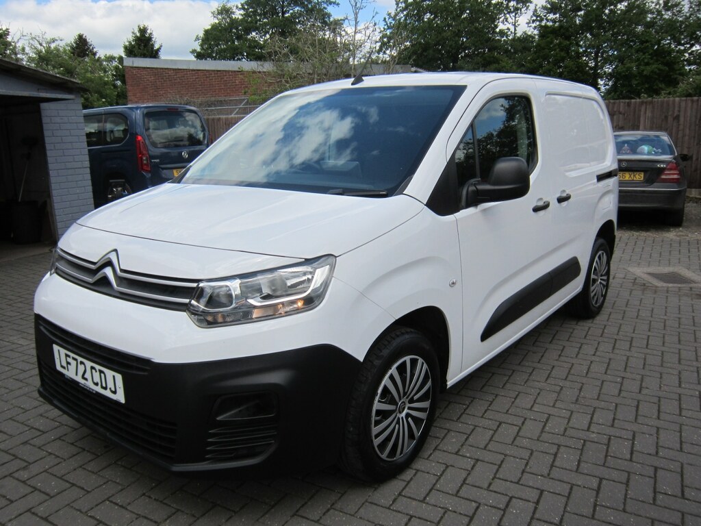Citroen Berlingo 1.5 Bluehdi 1000Kg Enterprise Ed 100Ps 6 Speed Ss LF72CDJ White #3