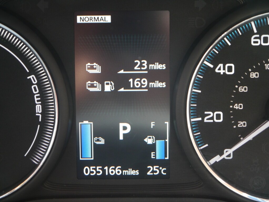 Mitsubishi Outlander Phev Gx 4H Brown #4