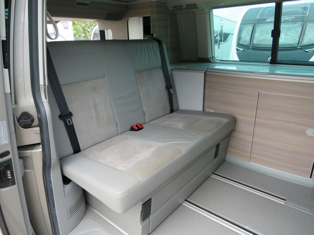 Volkswagen California Se Tdi Bluemotion Technology White #7
