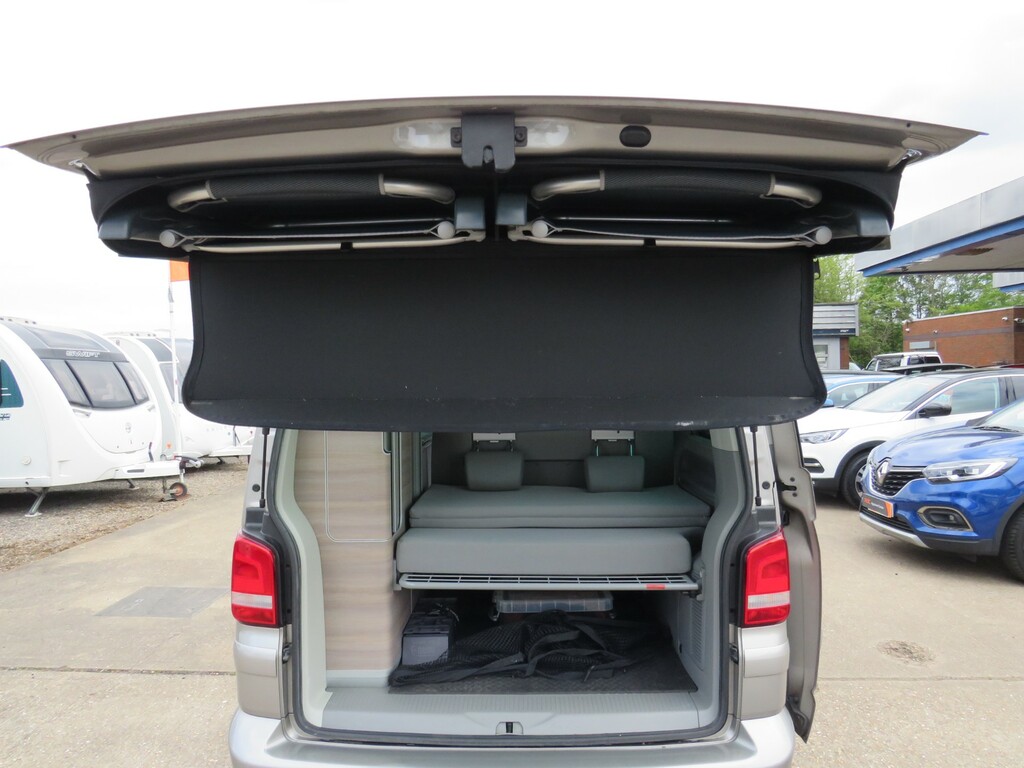 Volkswagen California Se Tdi Bluemotion Technology White #17