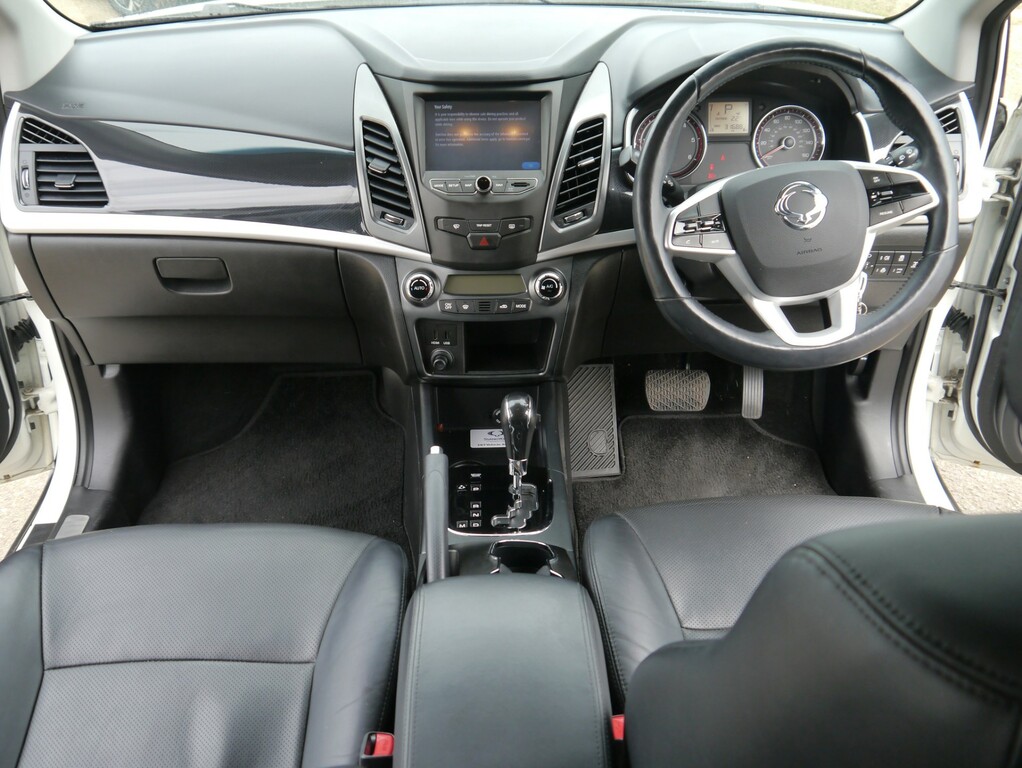 SsangYong Korando Elx White #3