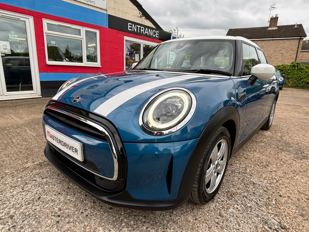 Mini Hatch 1.5 Cooper Classic Hatchback Steptronic GL72RMV #3