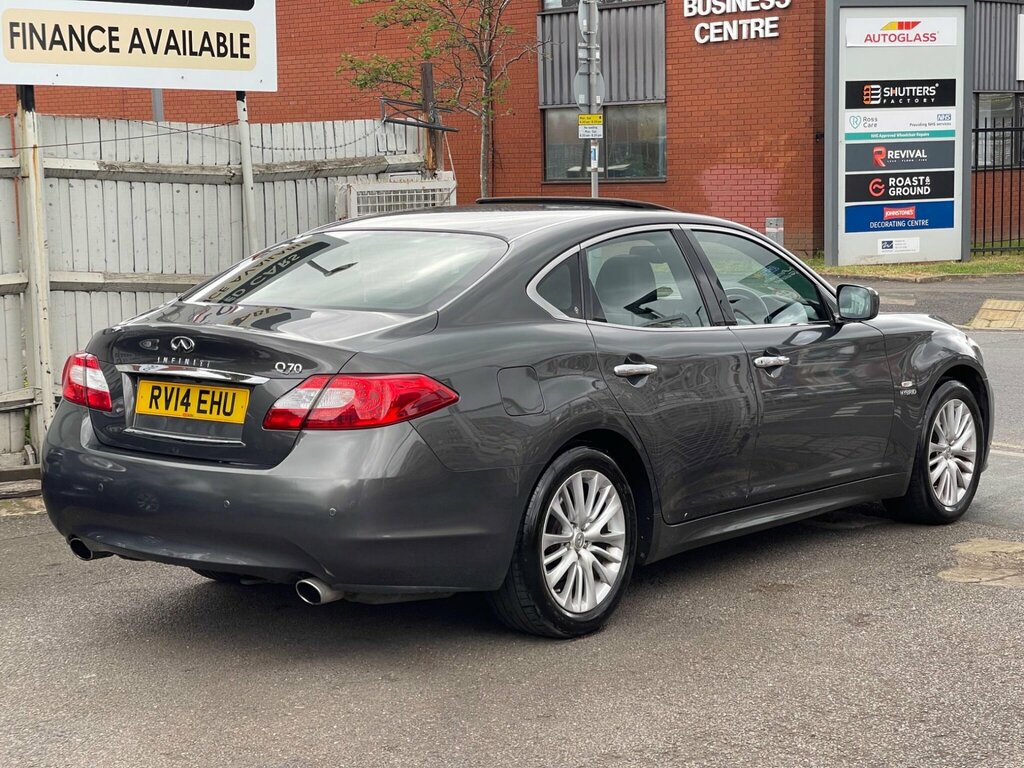 Infiniti Q70 Saloon Grey #15