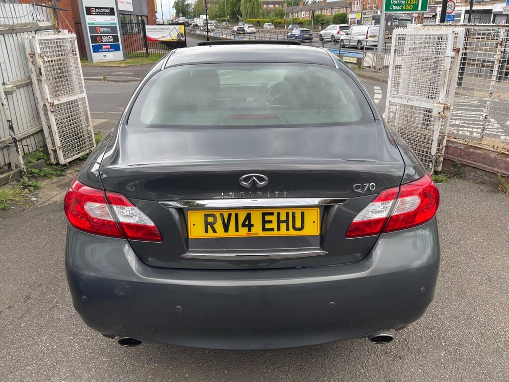 Infiniti Q70 Saloon Grey #11