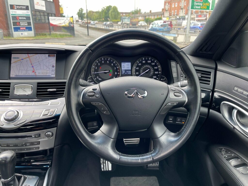 Infiniti Q70 Saloon Grey #25