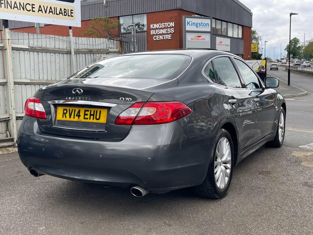 Infiniti Q70 Saloon Grey #14