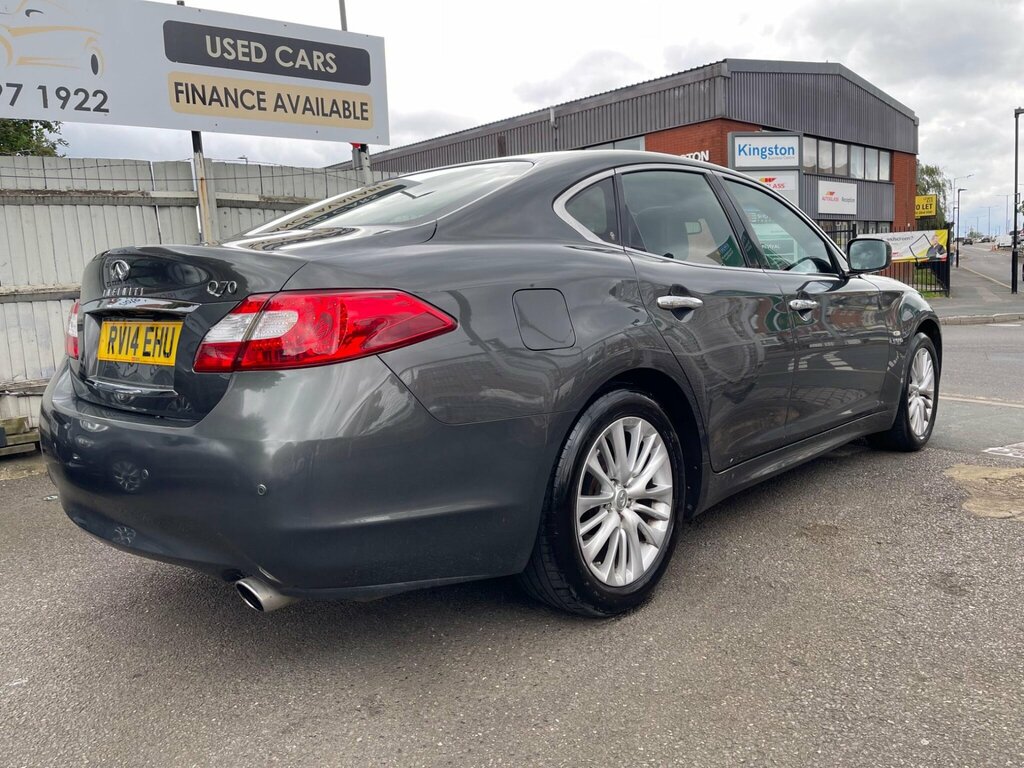 Infiniti Q70 Saloon Grey #13