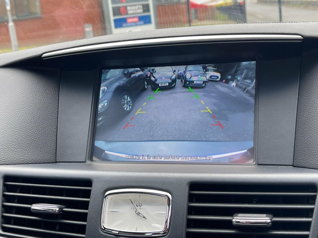 Infiniti Q70 Saloon Grey #45