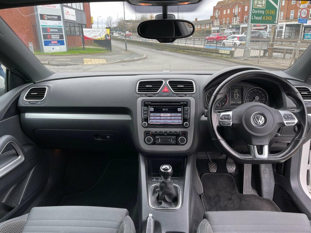 Volkswagen Scirocco 2.0 Tsi Gt Euro 5 White #3