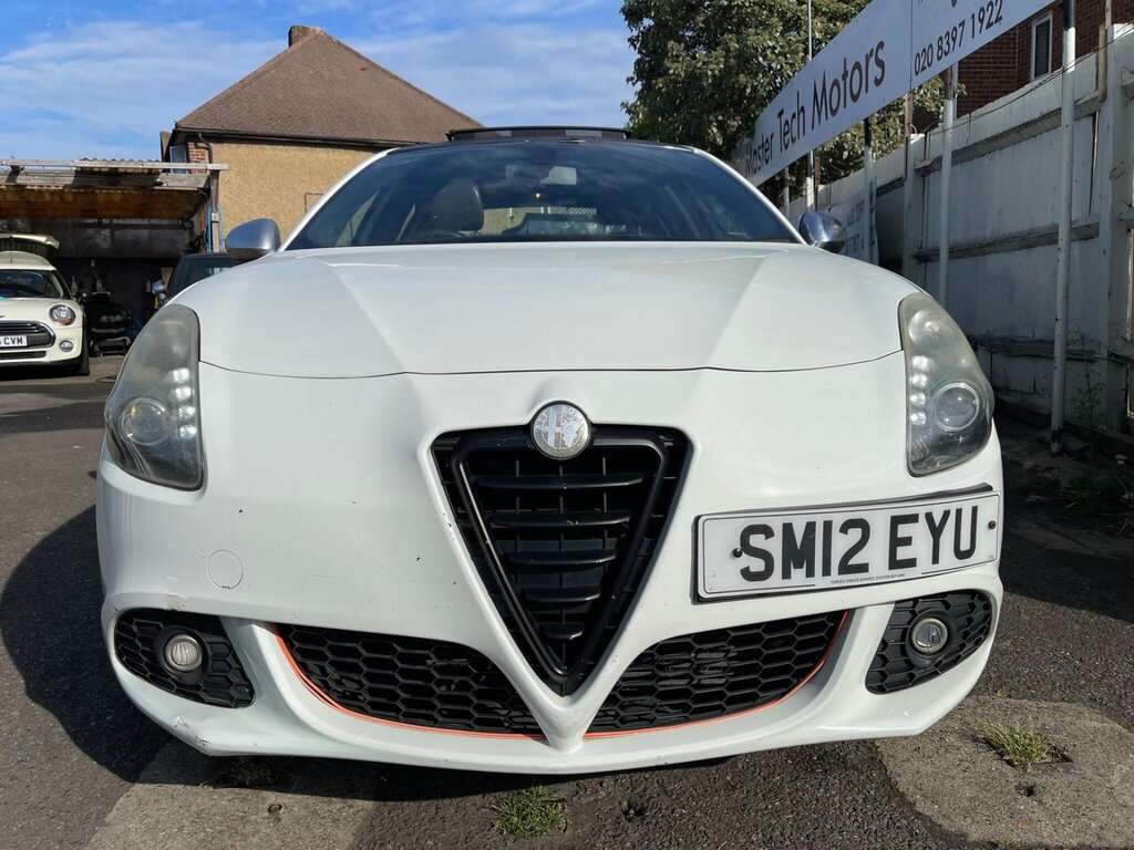 Alfa Romeo Giulietta 1.4 Tb Multiair Veloce Euro 5 Ss White #2