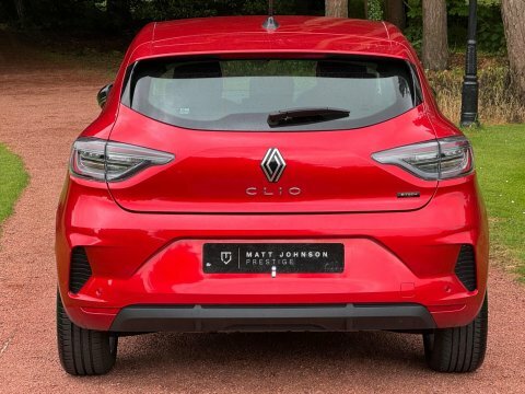 Renault Clio Evolution E-tech HMZ9520 Red #2