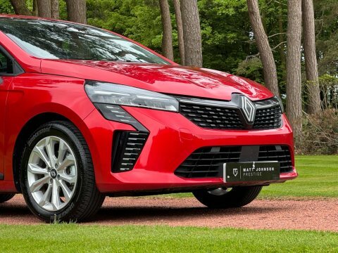 Renault Clio Evolution E-tech HMZ9520 Red #5