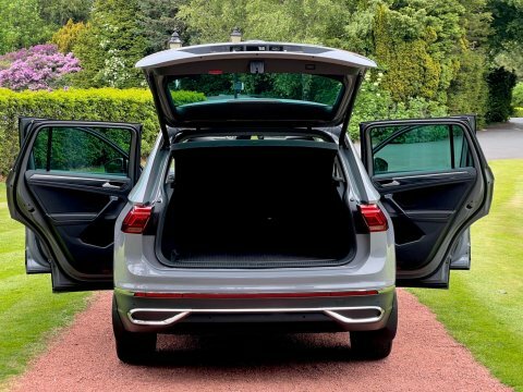 Volkswagen Tiguan 2.0 Tdi Elegance A2KBU Grey #5