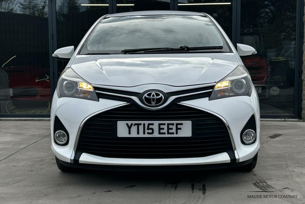 Toyota Yaris 1.33 Dual Vvt-i Icon Hatchback E YT15EEF White #2