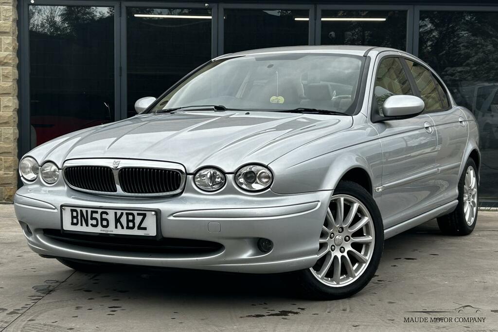 Jaguar X-Type 2.2D S Saloon 159 Gkm, 152 Bhp Silver
