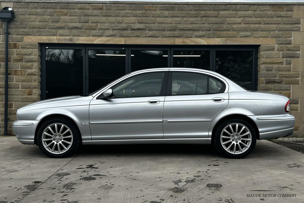 Jaguar X-Type 2.2D S Saloon 159 Gkm, 152 Bhp Silver #3
