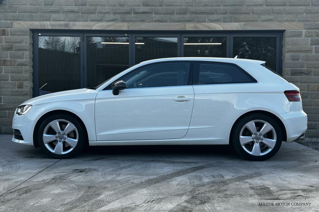 Audi A3 2.0 Tdi Sport Hatchback Euro 6 KM64XMS White #3