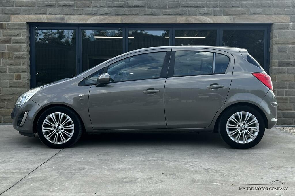 Vauxhall Corsa 1.4 16V Se Hatchback Euro 5 100 P  Brown #3