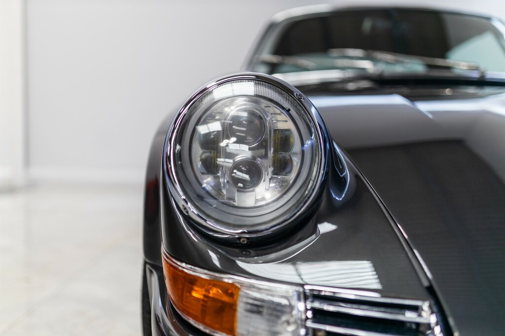 Porsche 911 Targa Black #20