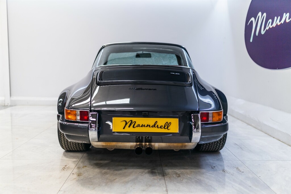 Porsche 911 3.2 Classic Carrera Targa 231 B #6