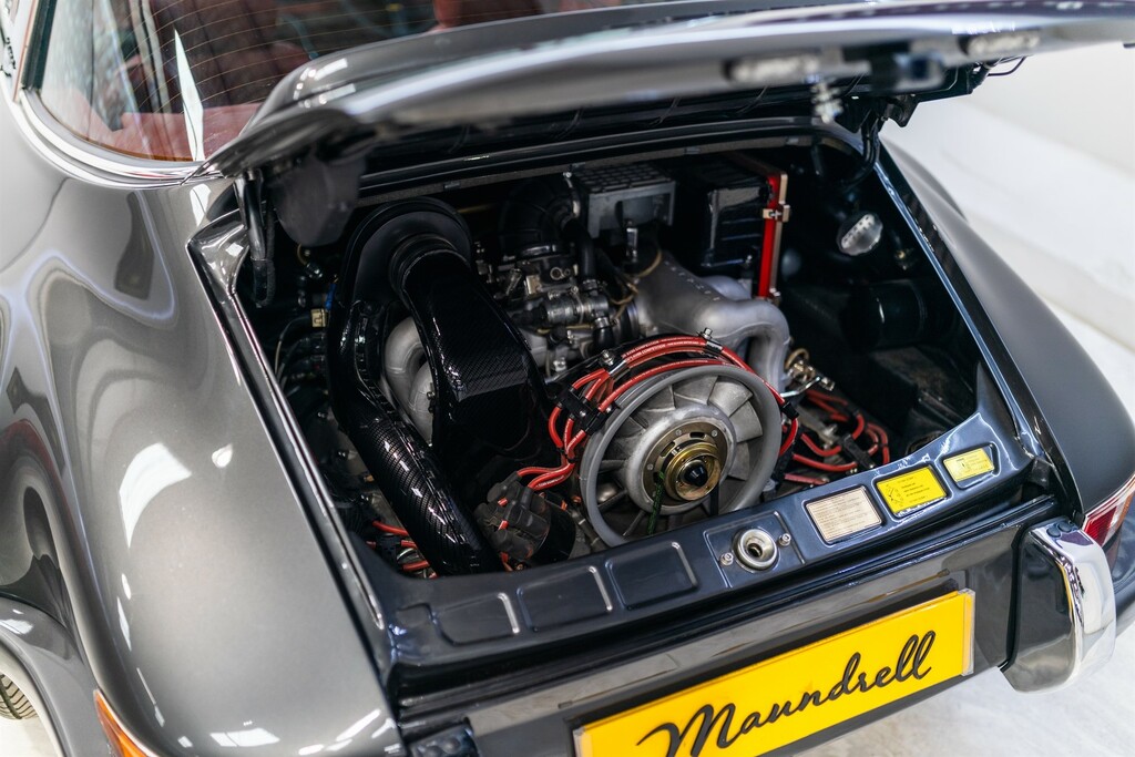 Porsche 911 Targa Black #33
