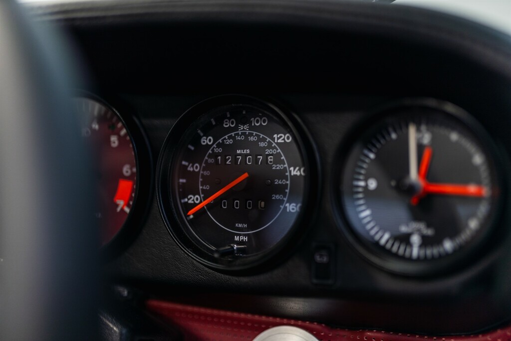 Porsche 911 Targa Black #61