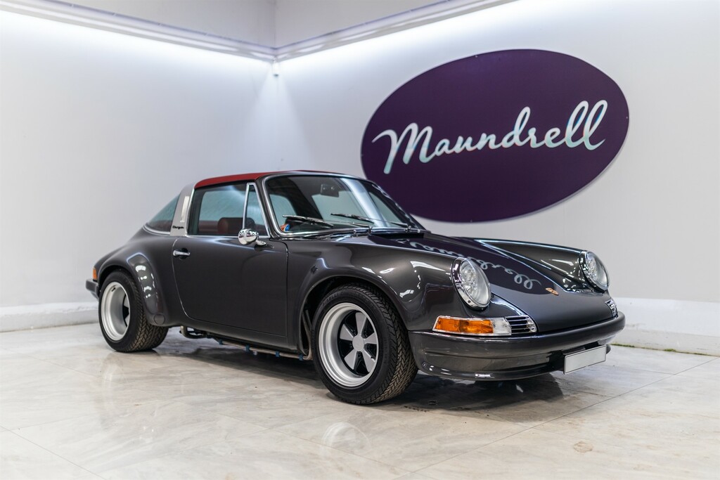 Porsche 911 Targa Black #31