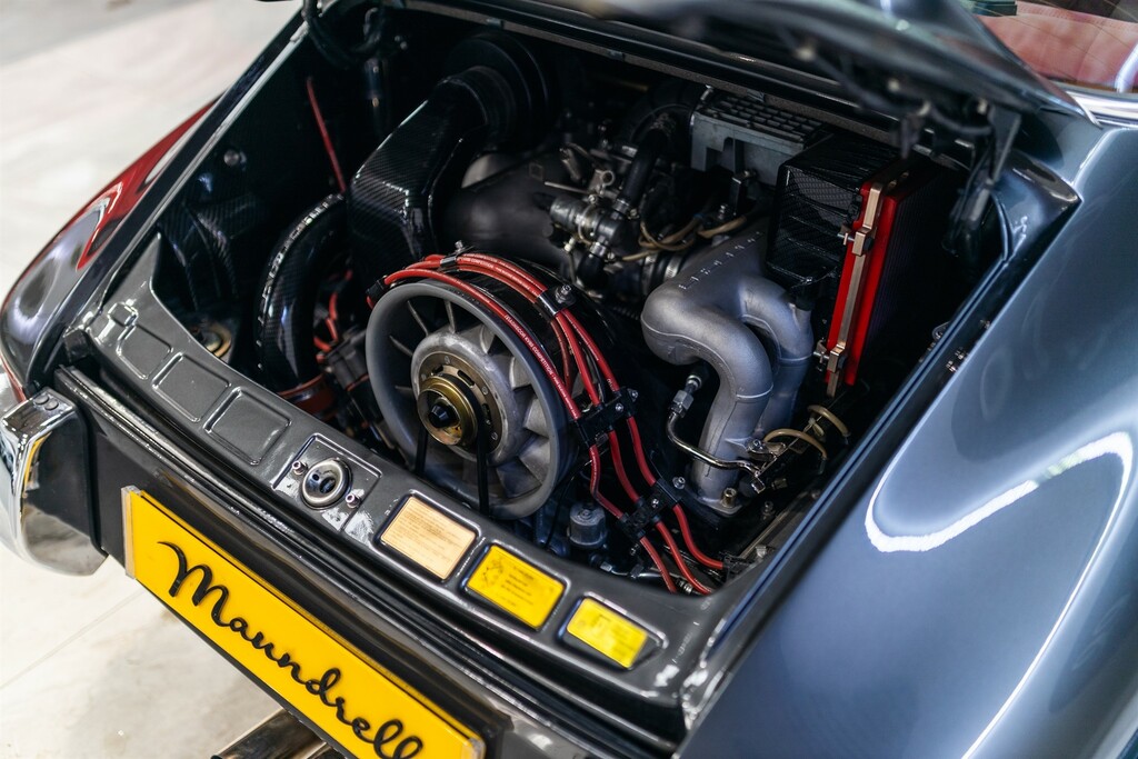 Porsche 911 Targa Black #34
