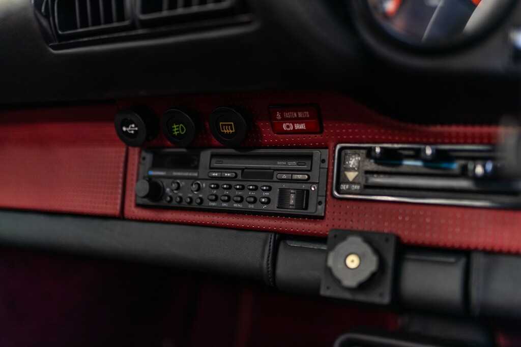 Porsche 911 Targa Black #46