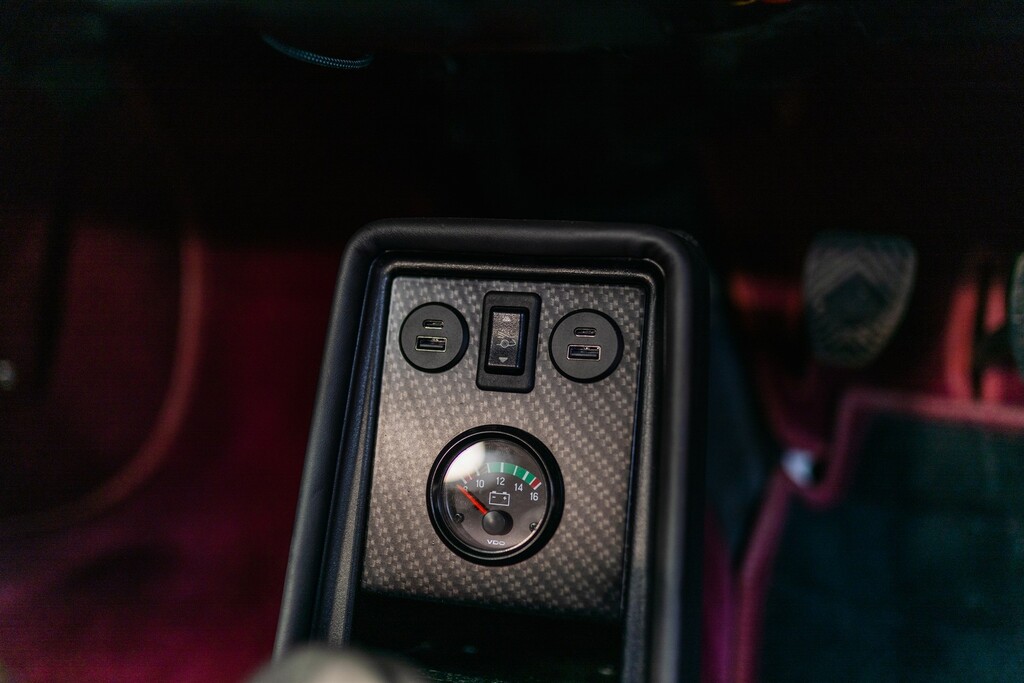 Porsche 911 Targa Black #48