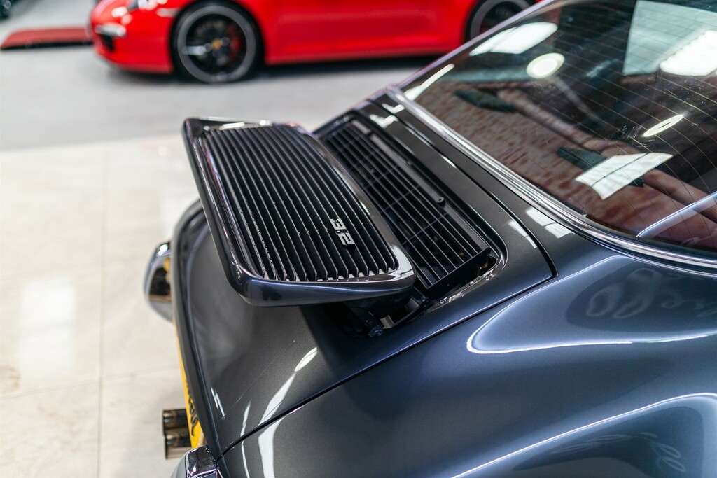 Porsche 911 Targa Black #29