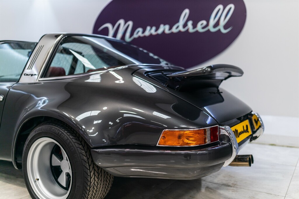 Porsche 911 Targa Black #28
