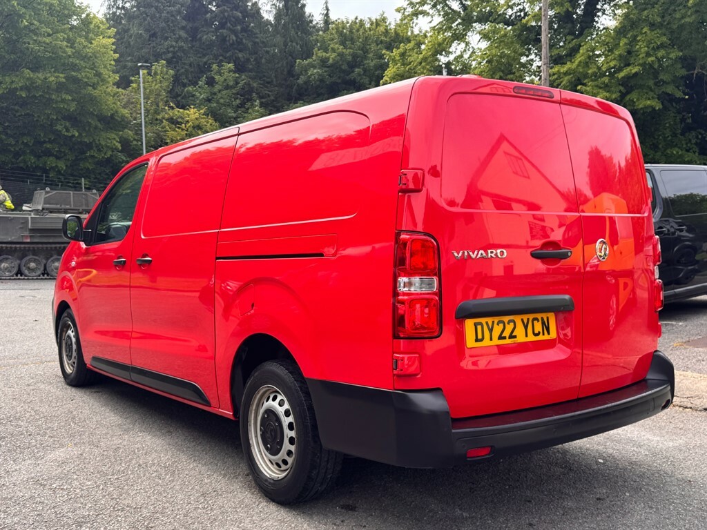 Vauxhall Vivaro 1.5L L2h1 F2900 Dynamic Ss DY22YCN Red #5