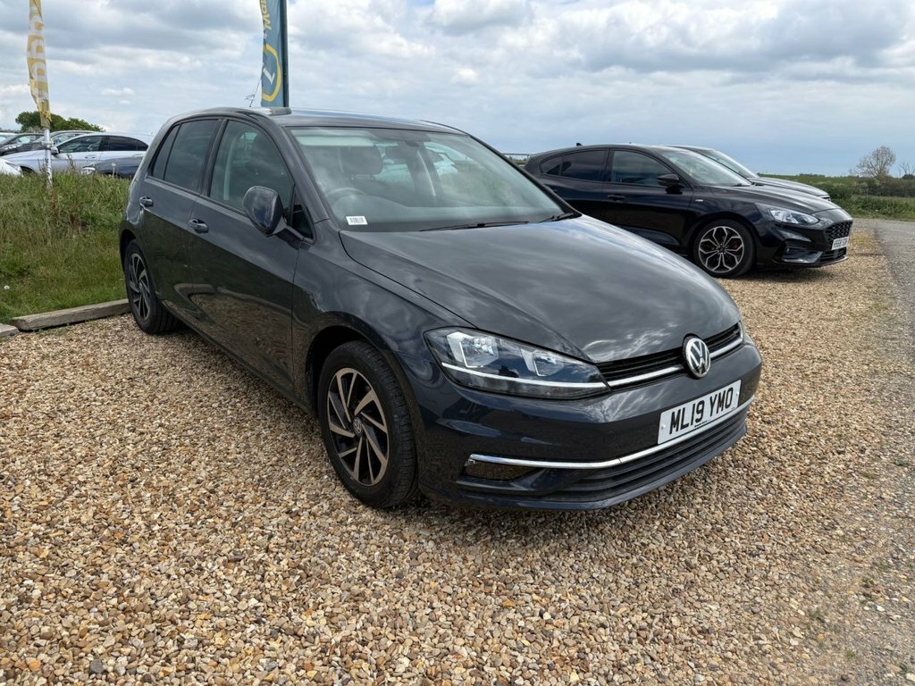Volkswagen Golf 1.6L Match Grey