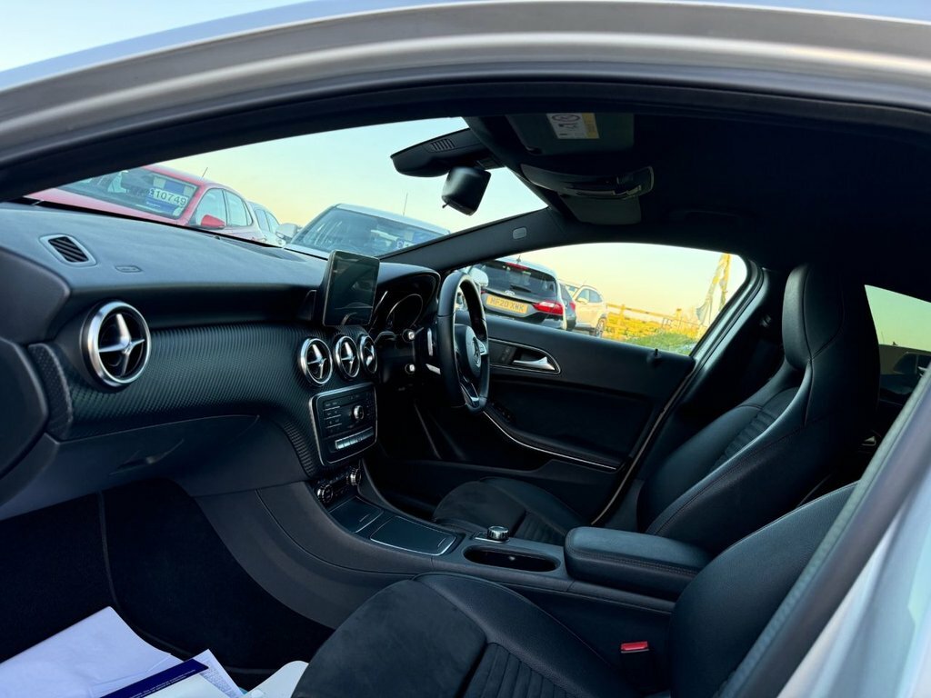 Mercedes-Benz A Class 1.5L Amg Line LS67XLE Silver #4