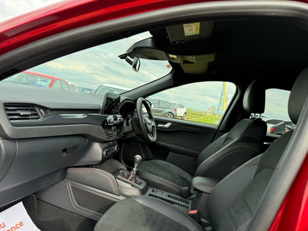 Ford Kuga 2L St-line Edition YM70VDO Red #4