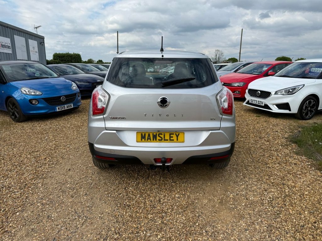 SsangYong Tivoli 1.6L Ex Silver #6