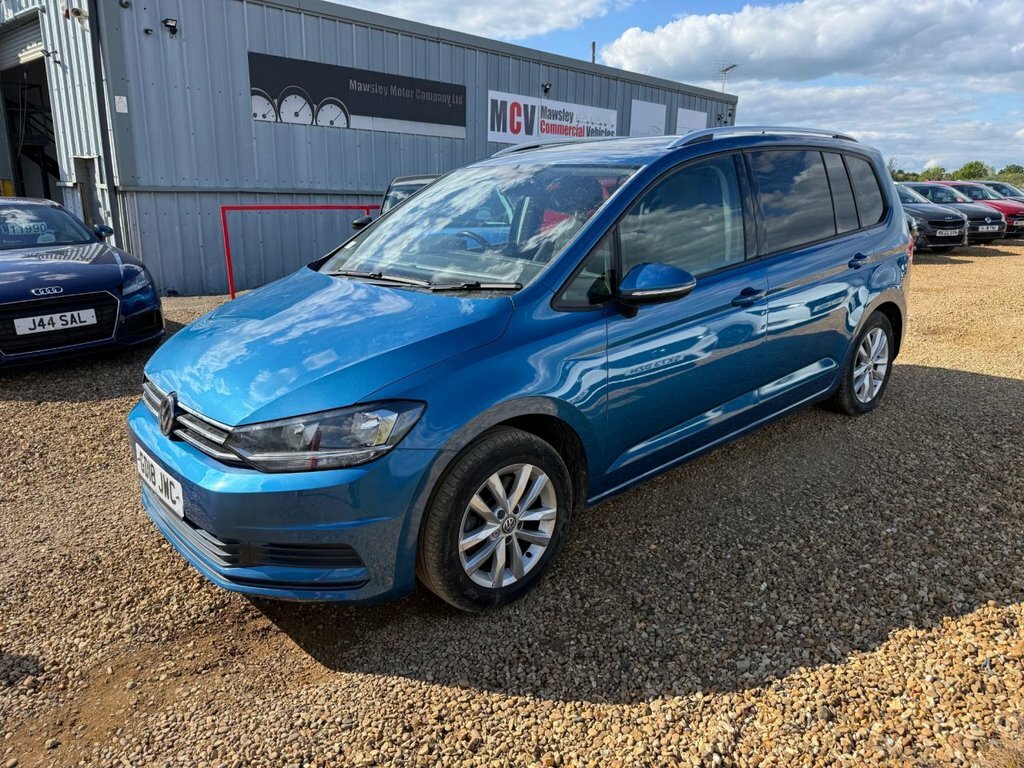 Volkswagen Touran 1.6L Se Family Blue