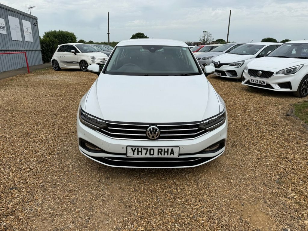 Volkswagen Passat 2L Se Nav YH70RHA White #2
