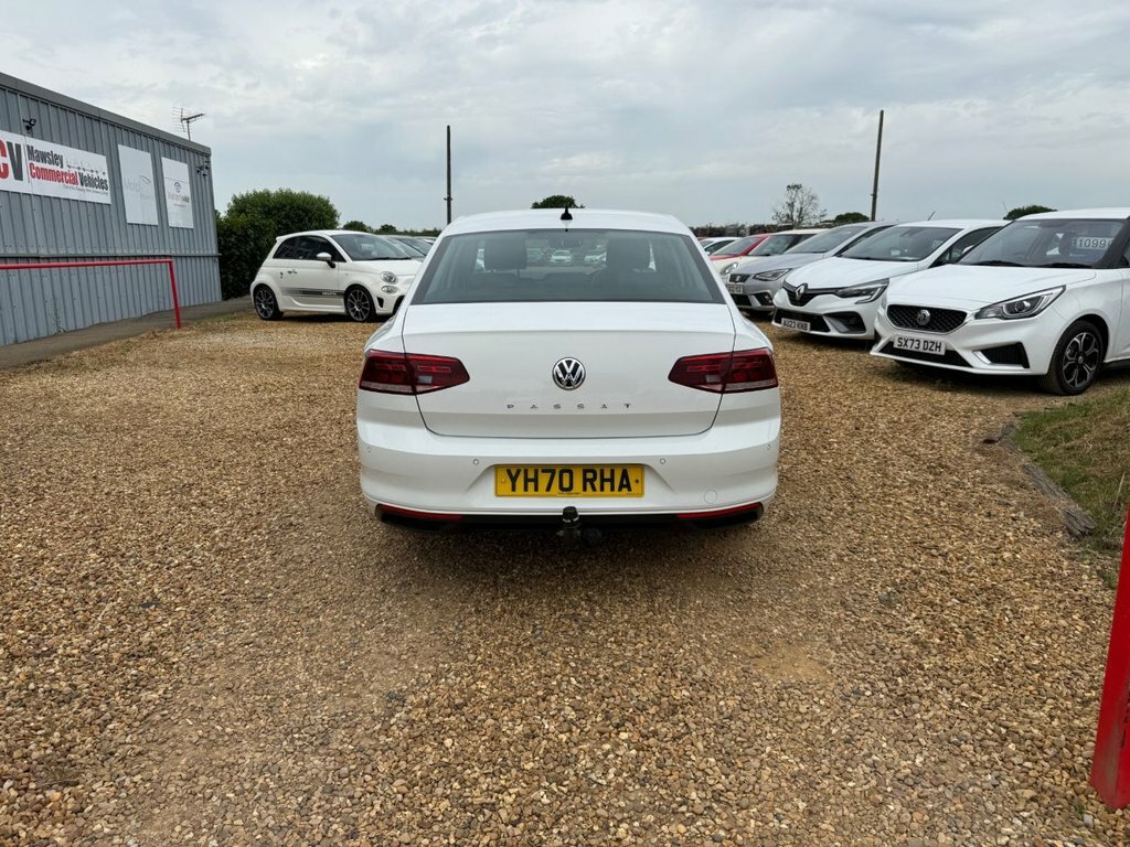 Volkswagen Passat 2L Se Nav YH70RHA White #6