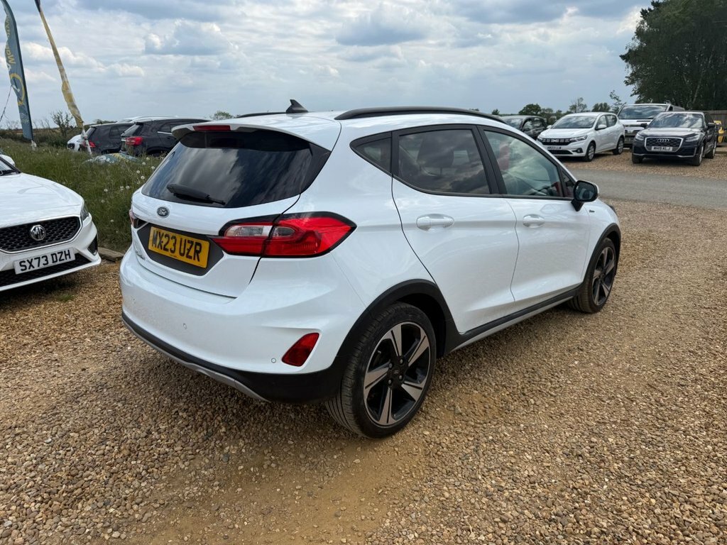Ford Fiesta 1L Active MX23UZR White #3