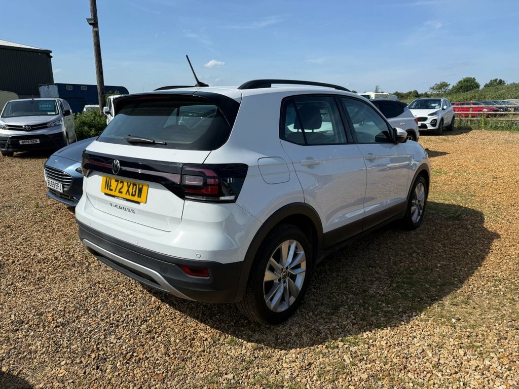 Volkswagen T-Cross 1L Se NL72XDW White #4